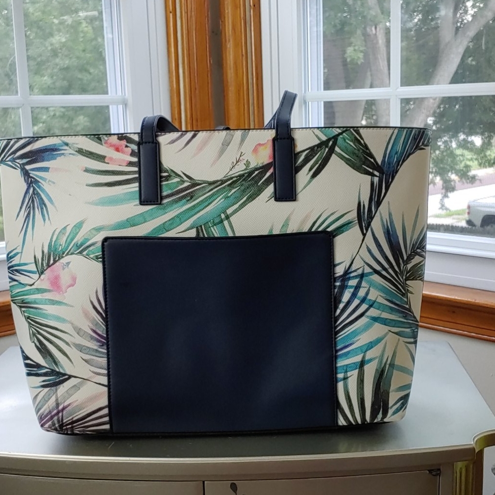 Kelly and Katie tropical tie top tote